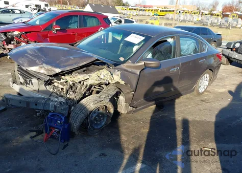 2016 Nissan Altima 2.5 S z USA, uszkodzony, nr VIN 1N4AL3AP1GN390604